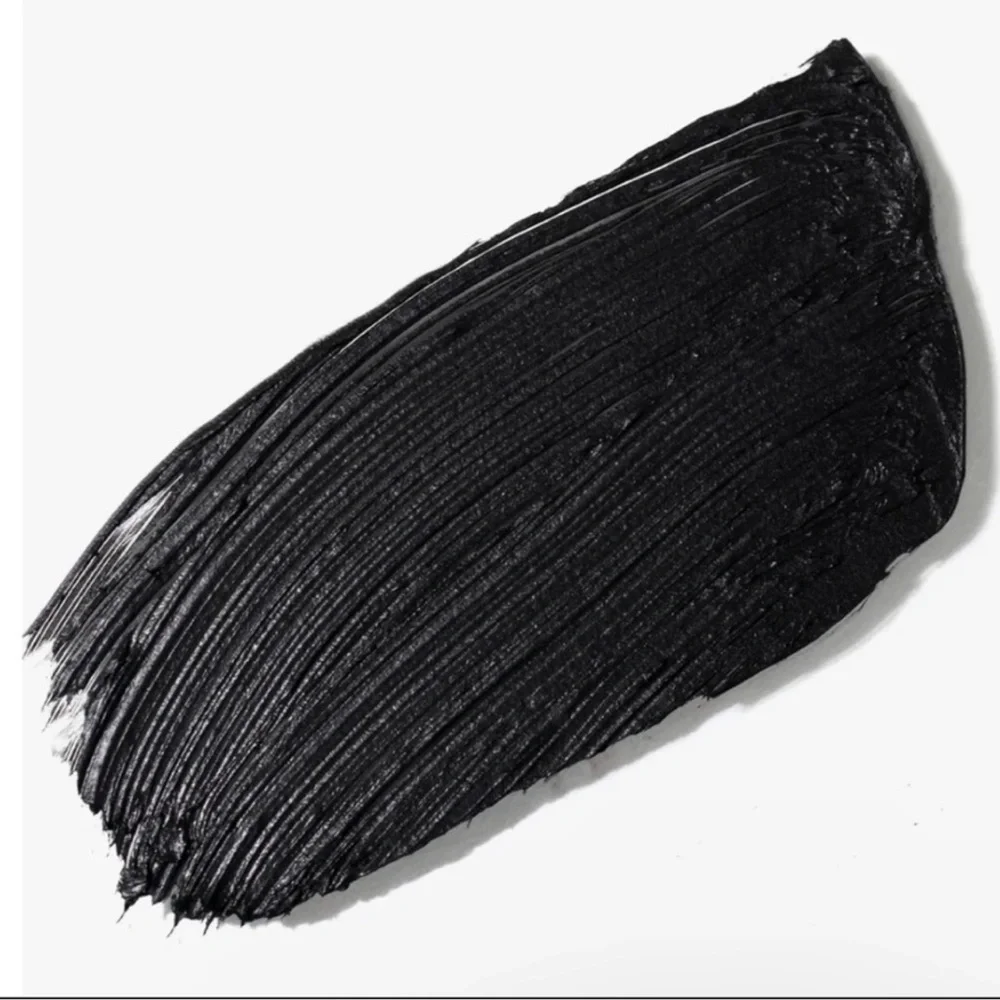 ✨ UOMA Beauty Salute to the Sun Drama Bomb Mascara in KEM (black)